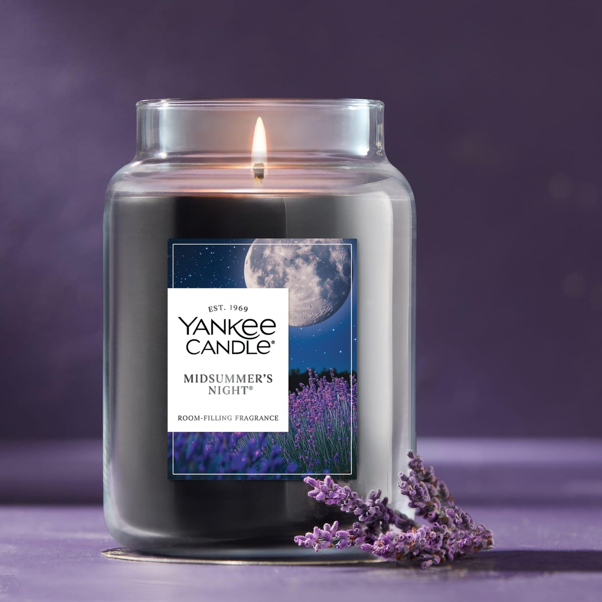 Yankee Candle Large Jar Scented Candle with up to 150 Hour Burn Time, Premium Plant Wax Blend for Cleaner Consistent Burn and Room Filling Fragrance, 22 oz, Pink Sands