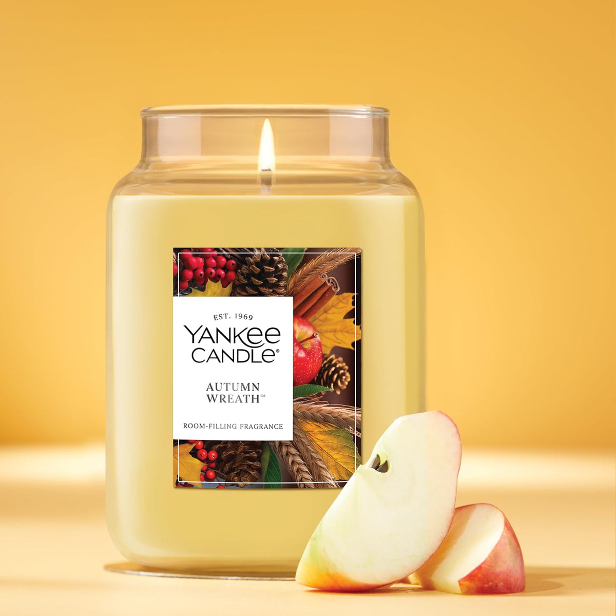 Yankee Candle Large Jar Scented Candle with up to 150 Hour Burn Time, Premium Plant Wax Blend for Cleaner Consistent Burn and Room Filling Fragrance, 22 oz, Christmas Cookie
