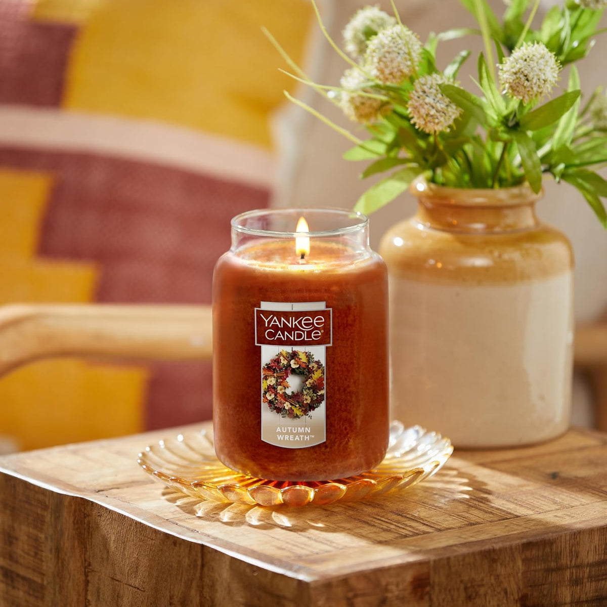 Yankee Candle Large Jar Scented Candle with up to 150 Hour Burn Time, Premium Plant Wax Blend for Cleaner Consistent Burn and Room Filling Fragrance, 22 oz, Christmas Cookie