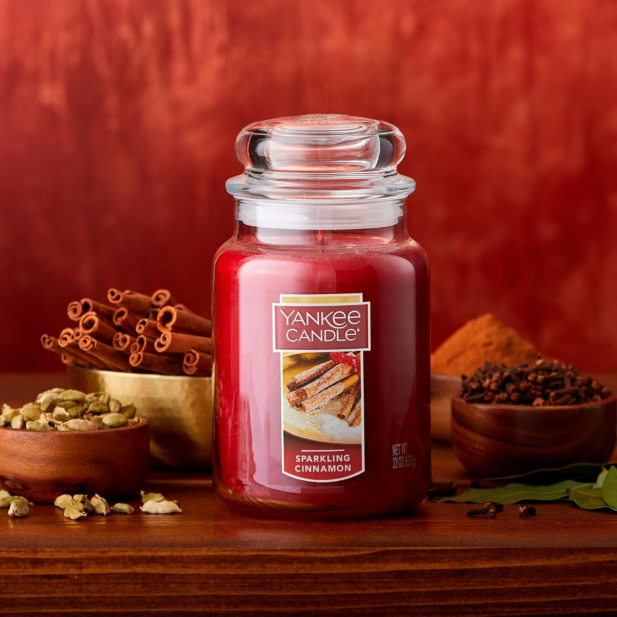 Yankee Candle Large Jar Scented Candle with up to 150 Hour Burn Time, Premium Plant Wax Blend for Cleaner Consistent Burn and Room Filling Fragrance, 22 oz, Christmas Cookie