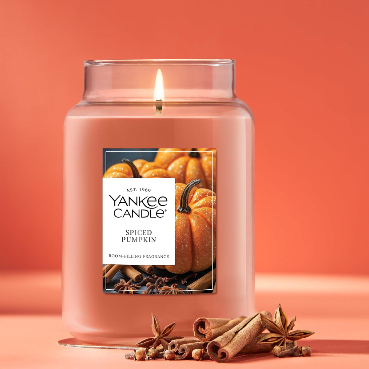Yankee Candle Large Jar Scented Candle with up to 150 Hour Burn Time, Premium Plant Wax Blend for Cleaner Consistent Burn and Room Filling Fragrance, 22 oz, Christmas Cookie