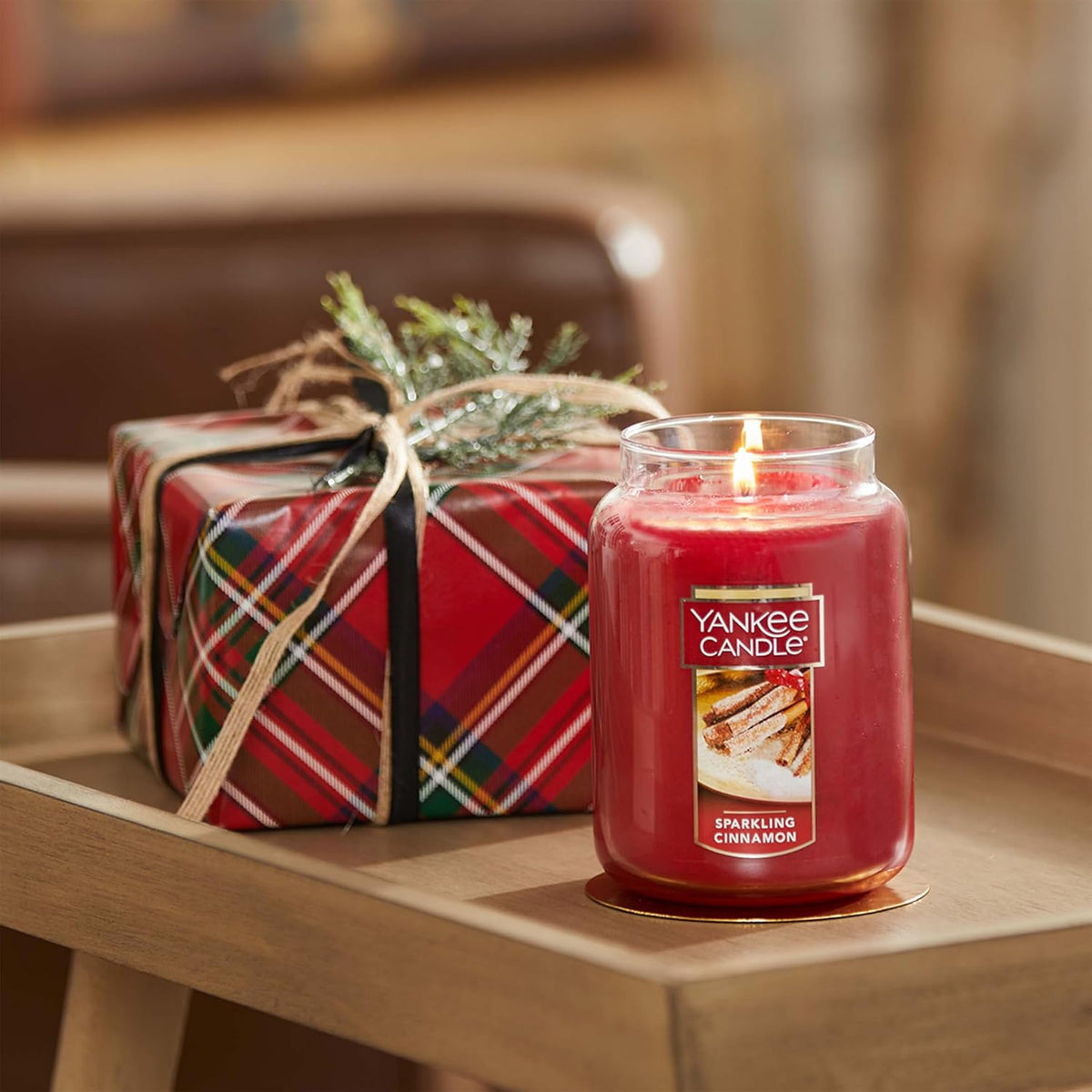 Yankee Candle Large Jar Scented Candle with up to 150 Hour Burn Time, Premium Plant Wax Blend for Cleaner Consistent Burn and Room Filling Fragrance, 22 oz, Christmas Cookie